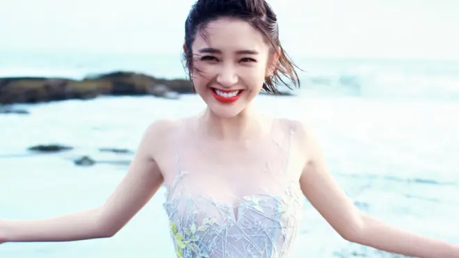 唐艺昕