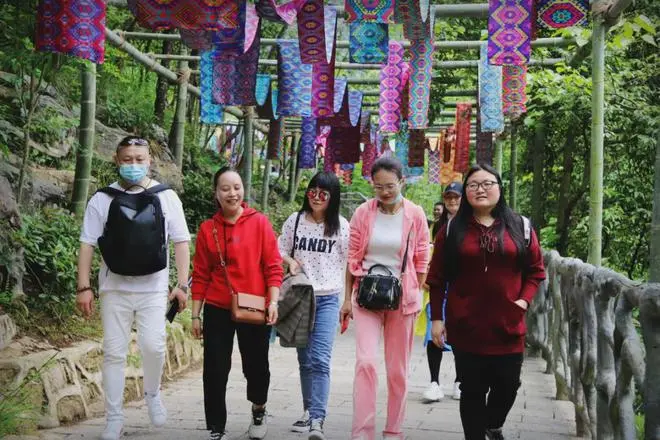 “大美清江 夢幻長陽”新線路、新產(chǎn)品 旅游推介會在清江畫廊隆重舉行