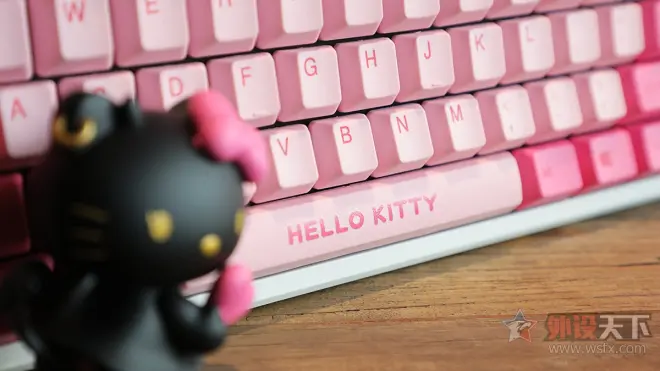 REALFORCE燃風(fēng)&Hello Kitty合作款靜電容鍵盤
