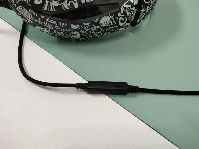 競技、音影入門佳品 達(dá)爾優(yōu)EH726頭戴式電競游戲耳機(jī)帶你暢快吃雞