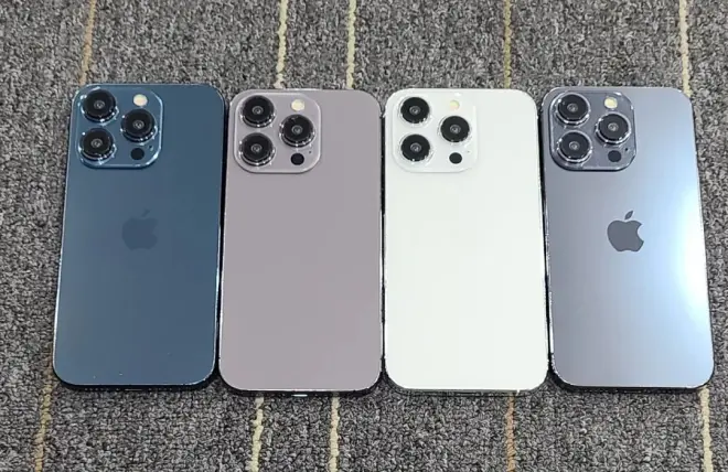 苹果 iPhone 15 / Pro 机模展示,预计将提供 5 种和 4 种配色 图片