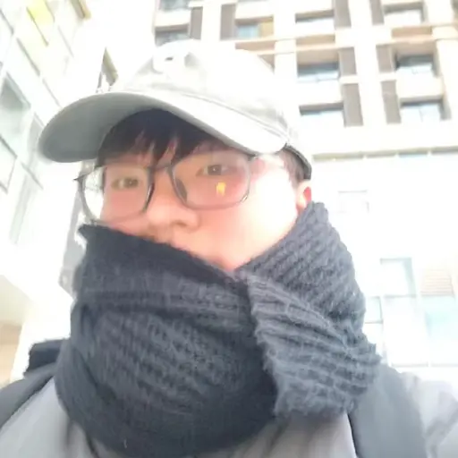 在下王重月