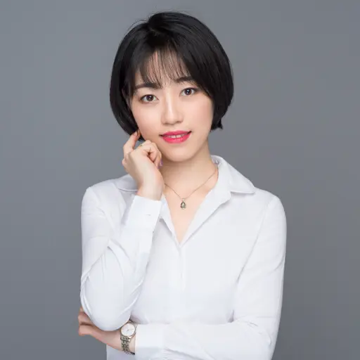 物理老師笑春兒