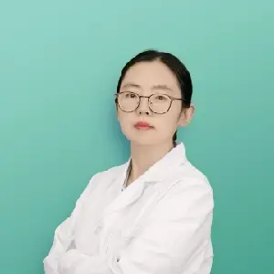 王秀彤